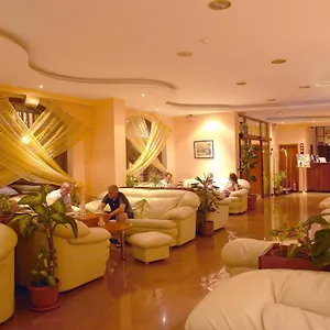 Отель Elegant